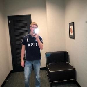 Meet your Posher, Nick